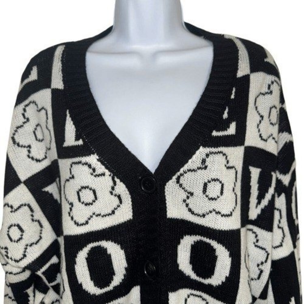 JUST POLLY LOVE Black White Floral Checkerboard Knit Cardigan Sweater EUC S - Picture 3 of 6